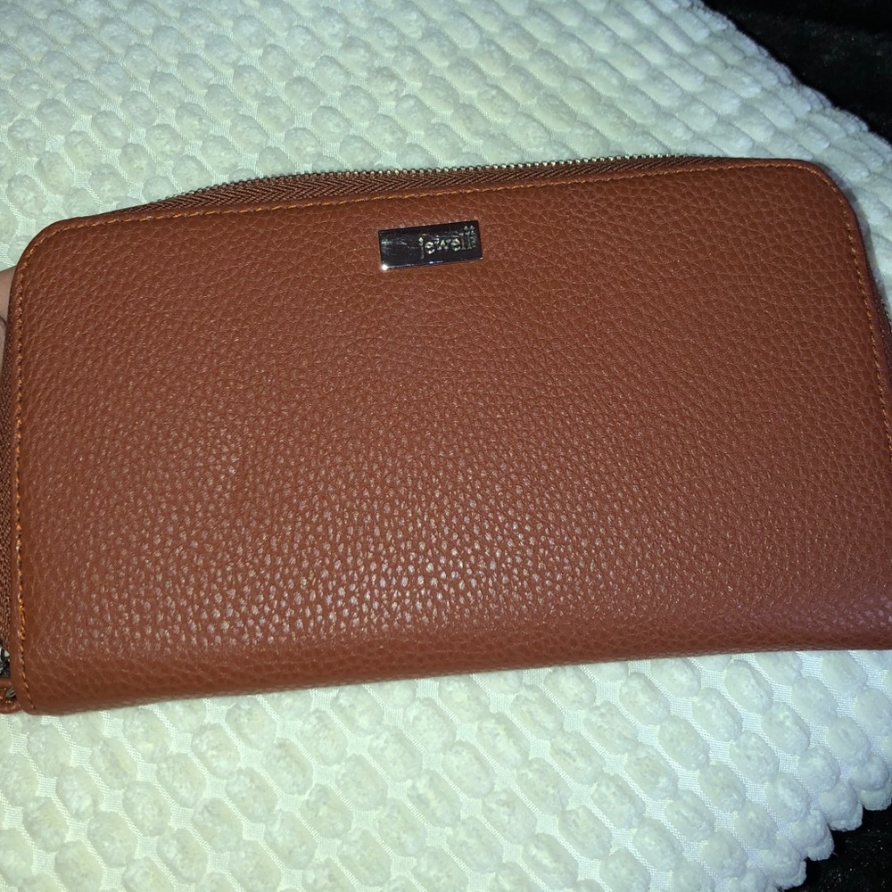 EUC 31 Gifts All About the Benjamins Wallet